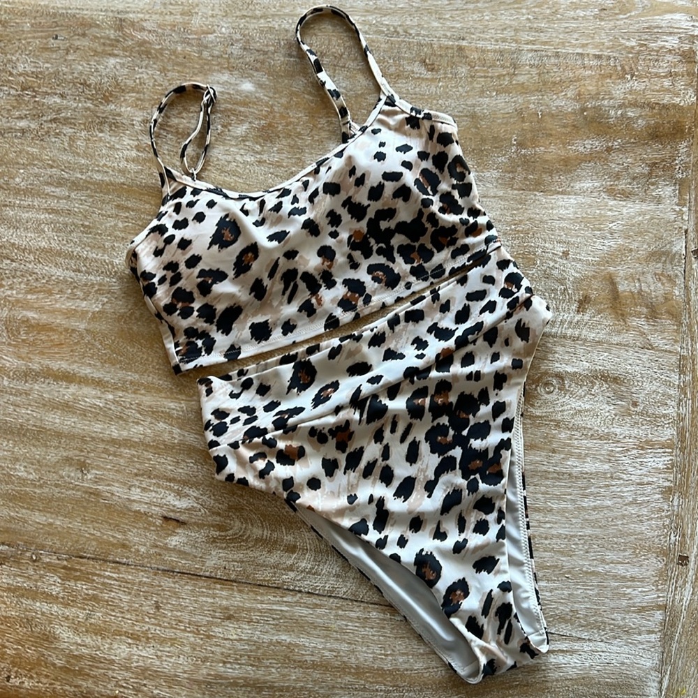 Aerie leopard bikini high waist cheeky small top medium bottoms.
